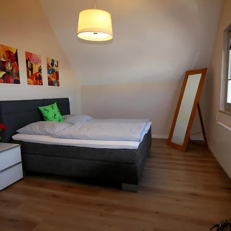 Ostsee - Reetdachhaus Nr 9 Emma Im Ferienhaus Heiligenhafen