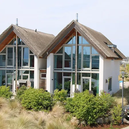 Ostsee - Reetdachhaus Nr 9 Emma Im * Heiligenhafen